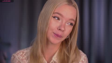 Snapshot of boobybliss chatting on October 2025 07:38:02 AM Alina online show from October 2025 07:38:02 AM