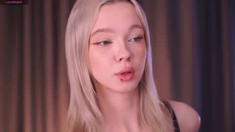 Alina online show from January 2026 08:08:01 AM