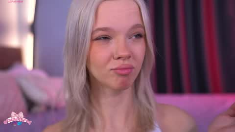 Alina online show from May 2026 07:35:01 AM