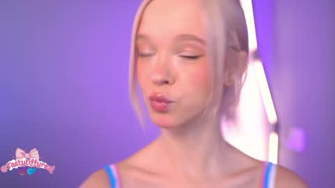 Alina online show from May 2026 08:20:01 AM