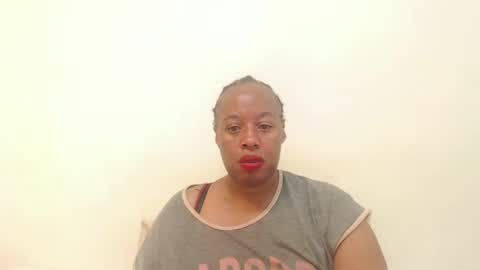 Snapshot of boobyqueen24 chatting on January 2025 06:56:02 AM boobyqueen online show from January 2025 06:56:02 AM