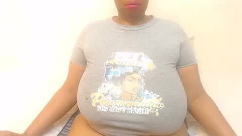 Snapshot of boobyqueen24 chatting on April 2026 07:55:01 PM boobyqueen online show from April 2026 07:55:01 PM