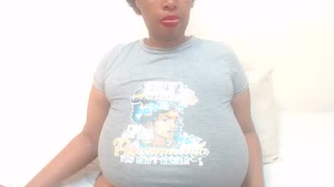 Snapshot of boobyqueen24 chatting on April 2026 11:11:01 AM boobyqueen online show from April 2026 11:11:01 AM