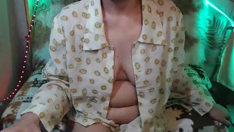 Zy online show from December 2024 12:11:02 PM