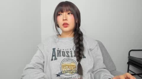 Snapshot of boonie_girl chatting on April 2026 05:52:01 AM Booniee online show from April 2026 05:52:01 AM