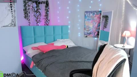 Milena online show from April 2026 03:13:02 AM
