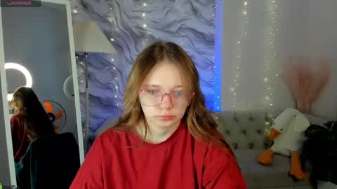 Milena online show from May 2026 03:02:01 AM