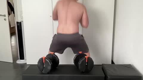 boopye online show from December 2025 08:34:01 AM