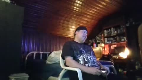 Snapshot of booshy chatting on February 2025 06:45:01 PM Booshwa online show from February 2025 06:45:01 PM