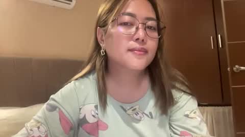 Princess online show from November 2025 01:01:02 PM