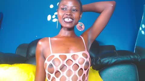 Snapshot of bootybarbie chatting on January 2025 12:04:01 AM bootybarbie online show from January 2025 12:04:01 AM