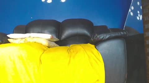 Snapshot of bootybarbie chatting on January 2025 03:05:02 AM bootybarbie online show from January 2025 03:05:02 AM