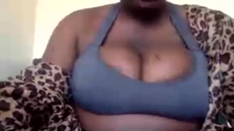 Snapshot of bootylicious_1_ chatting on July 2026 07:01:01 AM vee online show from July 2026 07:01:01 AM