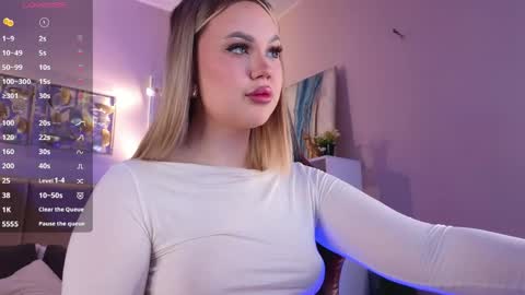 Snapshot of bootytrisha chatting on March 2026 10:54:02 AM Trisha online show from March 2026 10:54:02 AM