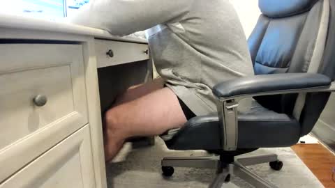 Snapshot of boredhorndog chatting on February 2025 02:38:02 PM Boredhorndog online show from February 2025 02:38:02 PM