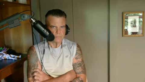 Snapshot of boss1420 chatting on September 2025 03:55:02 PM BOSS online show from September 2025 03:55:02 PM