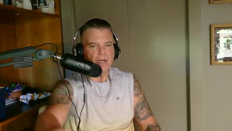 Snapshot of boss1420 chatting on September 2025 06:30:02 PM BOSS online show from September 2025 06:30:02 PM
