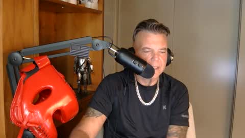 Snapshot of boss1420 chatting on October 2025 04:15:02 PM BOSS online show from October 2025 04:15:02 PM