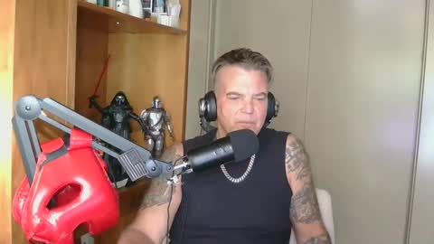 Snapshot of boss1420 chatting on October 2025 05:02:02 PM BOSS online show from October 2025 05:02:02 PM