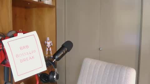 Snapshot of boss1420 chatting on October 2025 06:21:01 PM BOSS online show from October 2025 06:21:01 PM