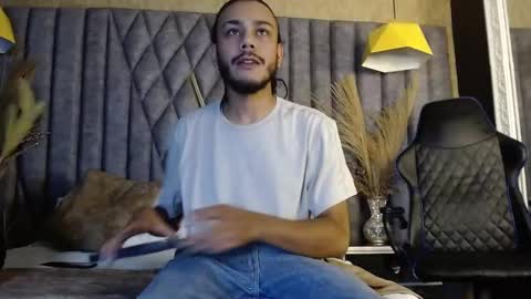 Boss online show from October 2025 03:04:01 AM