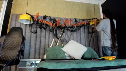 Boss online show from October 2025 03:31:01 AM