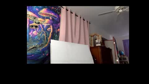 Snapshot of bottomboo7 chatting on December 2024 01:21:01 PM Bottomboo7 online show from December 2024 01:21:01 PM