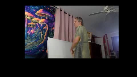 Snapshot of bottomboo7 chatting on December 2024 01:06:01 PM Bottomboo7 online show from December 2024 01:06:01 PM