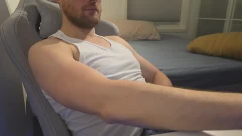 Snapshot of bottomtsinner chatting on February 2026 11:04:02 PM bottomtsinner online show from February 2026 11:04:02 PM