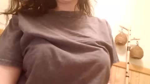 Snapshot of bouncyqueenmajesty chatting on September 2025 06:53:01 PM Bouncy Queen Majesty online show from September 2025 06:53:01 PM
