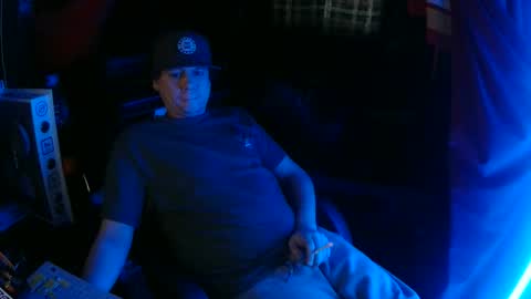 Snapshot of bowerboi1217 chatting on December 2025 06:06:01 PM Bowerboi1217 online show from December 2025 06:06:01 PM