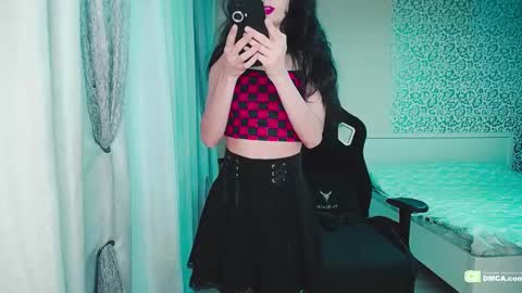 Helen  online show from December 2024 09:07:01 AM