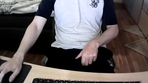 Snapshot of boy21yrs chatting on February 2026 03:55:01 PM boy21yrs online show from February 2026 03:55:01 PM