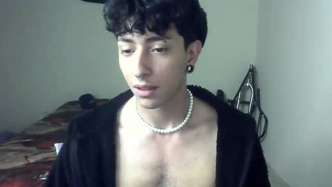 Snapshot of boy_fox_guys chatting on December 2024 03:22:01 PM Boy Astro online show from December 2024 03:22:01 PM