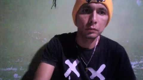 Snapshot of boycumlatino21 chatting on January 2025 01:58:02 AM Boy online show from January 2025 01:58:02 AM