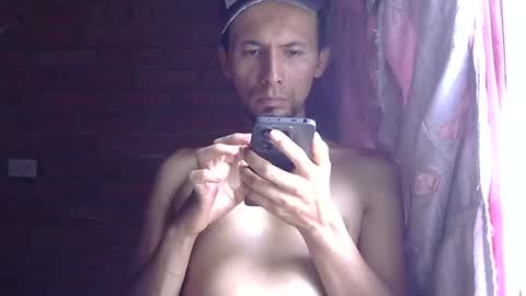 Snapshot of boycumlatino21 chatting on July 2026 04:31:02 PM Boy online show from July 2026 04:31:02 PM
