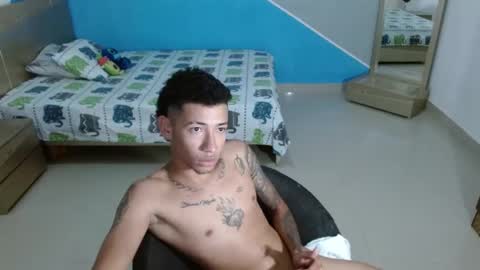 Snapshot of boyhot_sw chatting on February 2025 04:47:02 AM boyhot_sw online show from February 2025 04:47:02 AM