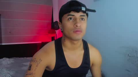 Snapshot of boylatin_777 chatting on January 2025 04:58:02 AM miguel online show from January 2025 04:58:02 AM