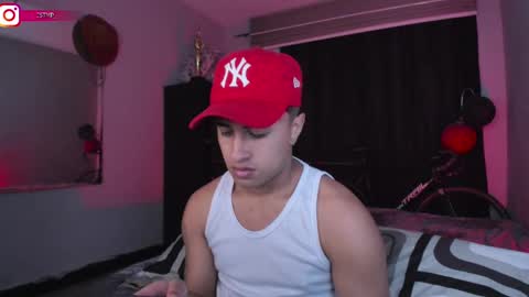 Snapshot of boylatin_777 chatting on February 2025 11:11:02 PM miguel online show from February 2025 11:11:02 PM