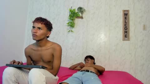 Snapshot of boys_hotparty chatting on March 2026 01:22:02 AM ALEX - TAYLER -MIKE online show from March 2026 01:22:02 AM