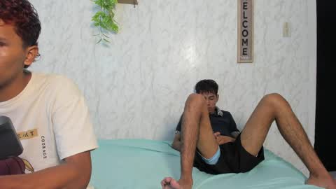 Snapshot of boys_hotparty chatting on April 2026 01:10:01 AM ALEX - TAYLER -MIKE online show from April 2026 01:10:01 AM