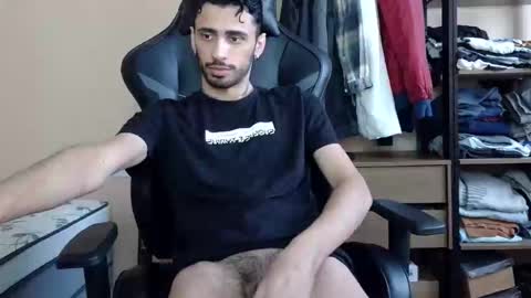 boyzinm2 online show from March 2026 09:48:02 AM