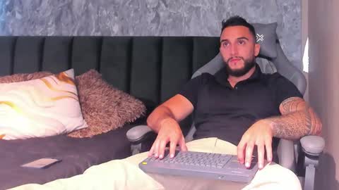 instagramBrad mayers1twittermayersbrad online show from November 2025 10:10:02 PM