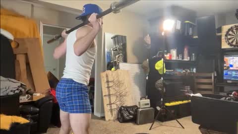 Snapshot of brad_bounce chatting on November 2025 08:32:01 PM Brad Ballsy online show from November 2025 08:32:01 PM