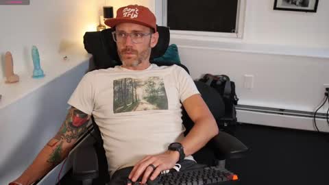 BradBronton online show from September 2025 10:48:02 PM