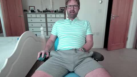Snapshot of bradley77777 chatting on January 2025 12:18:01 PM bradley77777 online show from January 2025 12:18:01 PM