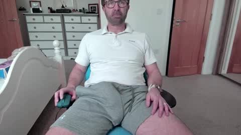 Snapshot of bradley77777 chatting on February 2025 02:15:02 PM bradley77777 online show from February 2025 02:15:02 PM