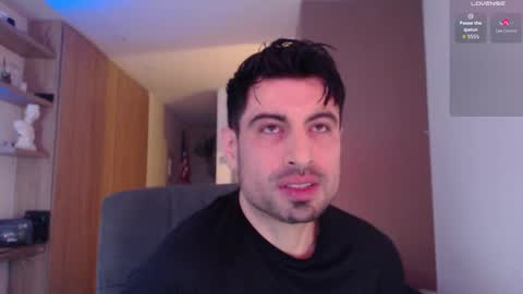 Snapshot of bradley_muscle chatting on November 2025 05:29:02 AM Bradley online show from November 2025 05:29:02 AM