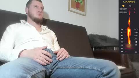 Snapshot of bradryder__ chatting on February 2025 11:33:02 PM Call me Alex online show from February 2025 11:33:02 PM