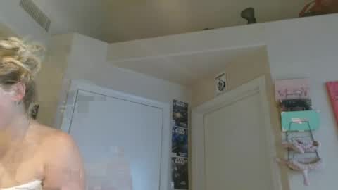 i am a naughty jedi knight online show from June 2026 02:10:02 PM